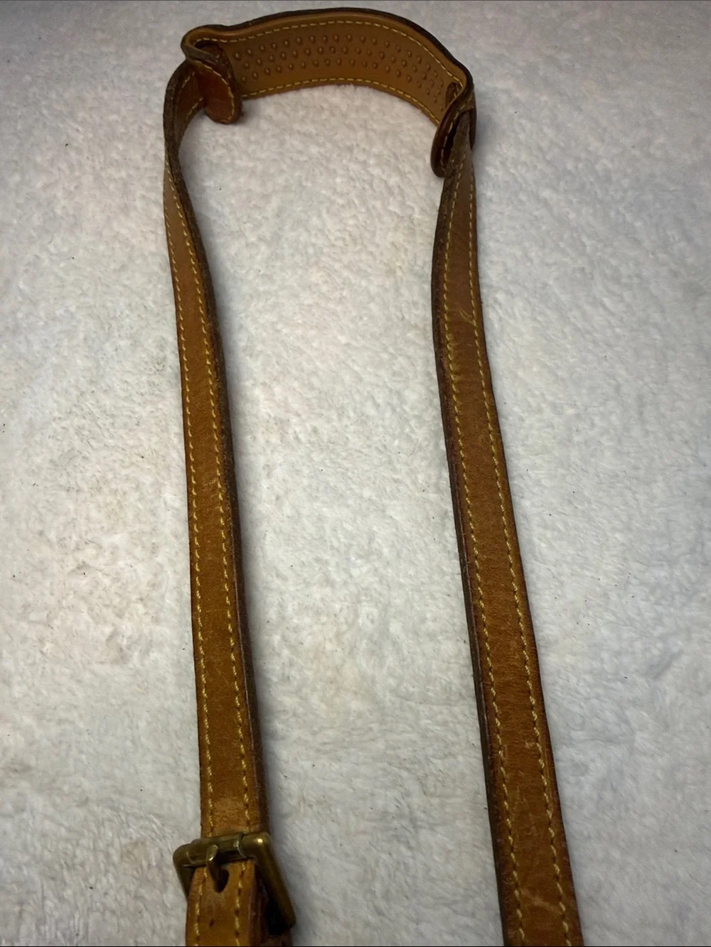Authentic Louis Vuitton Shoulder Strap for Bags/Accessories Beige Leather Gold